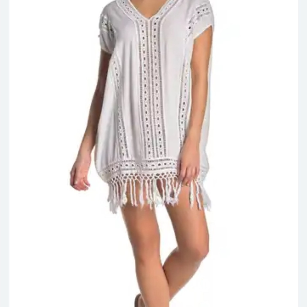 NWT Raviya Crochet Cover Up Size L